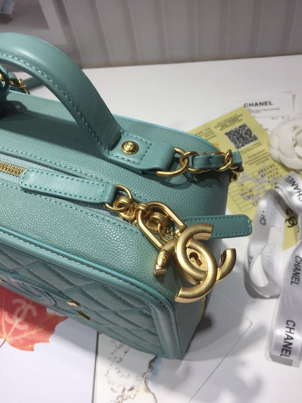 Anum Bags Detail