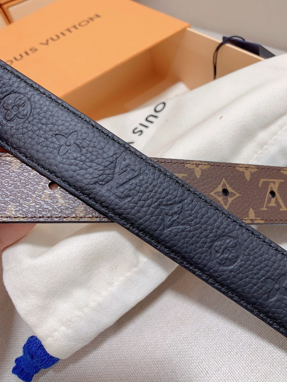 Anum Bags ln Luxury Belt --100302