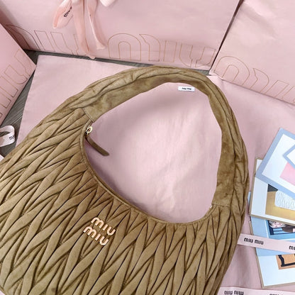 Anum Bags Miun Miun Luxury Bag --123638