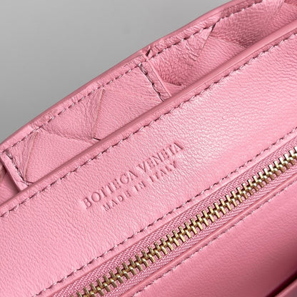 new-luxury-designer-bags-nm21220
