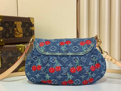 Anum Bags ln Luxury Bag --62854
