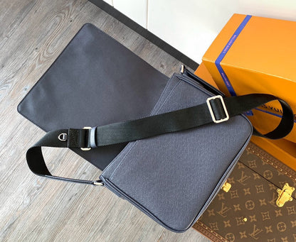 Anum Bags ln Luxury Bag --71279