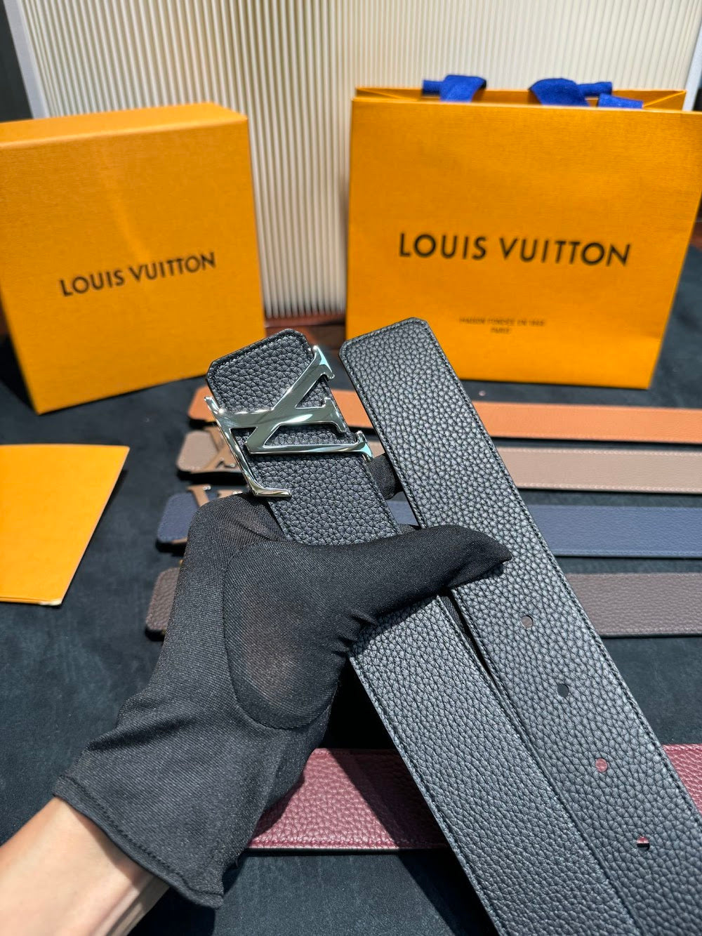 Anum Bags ln Luxury Belt --100315