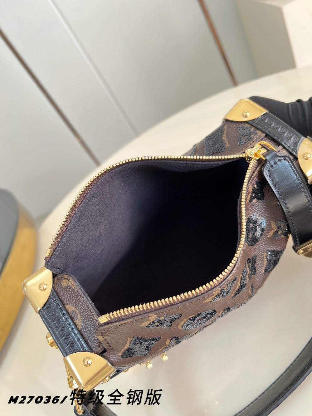 Anum Bags ln Luxury Bag --96330