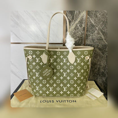 Anum Bags Detail