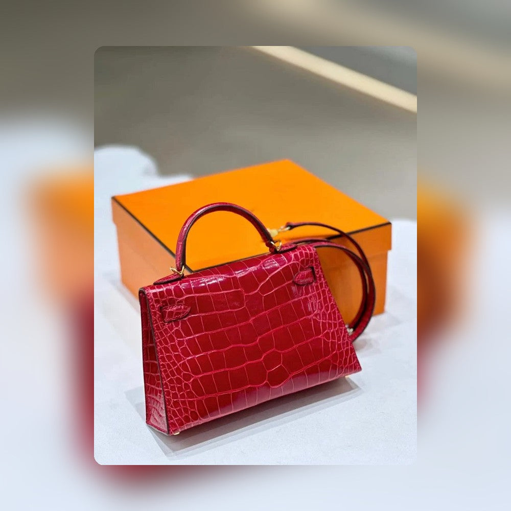 new-luxury-designer-bags-nm23859