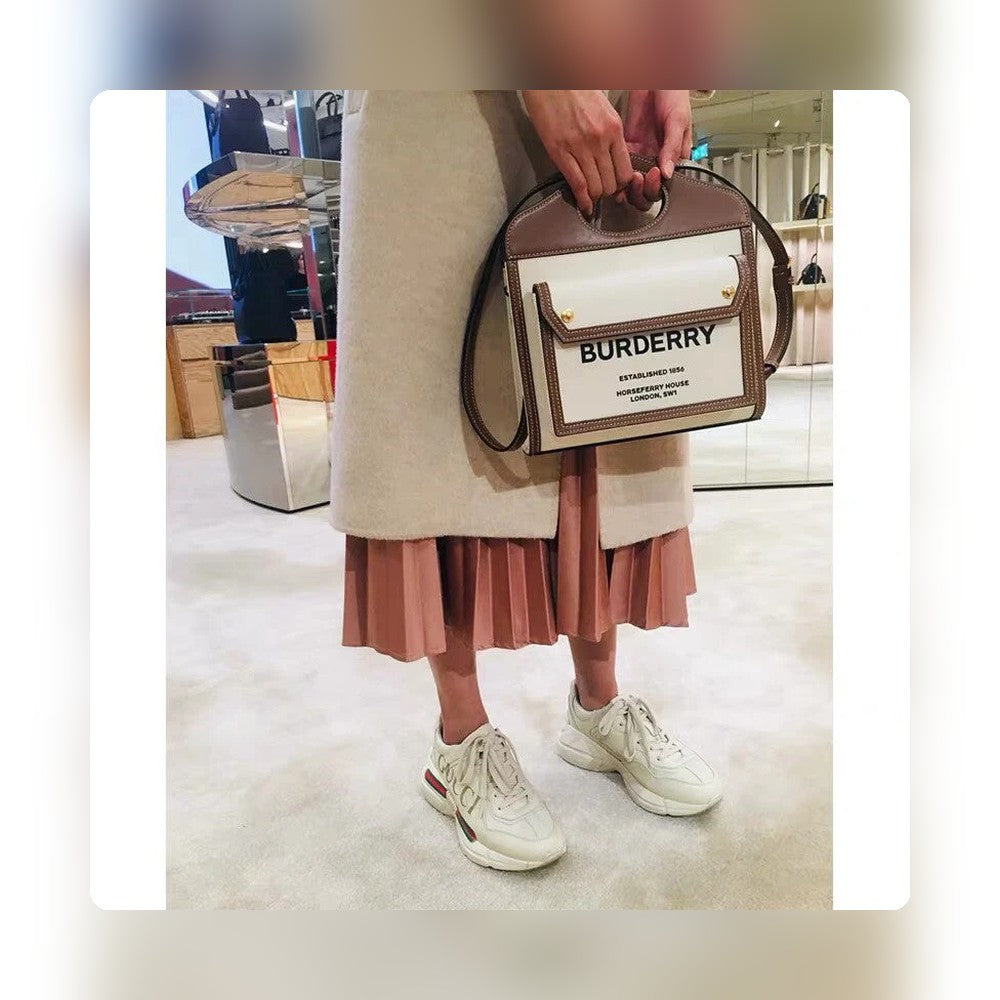 Anum Bags Detail