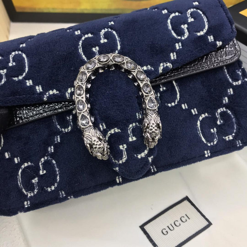 Anum Bags Detail