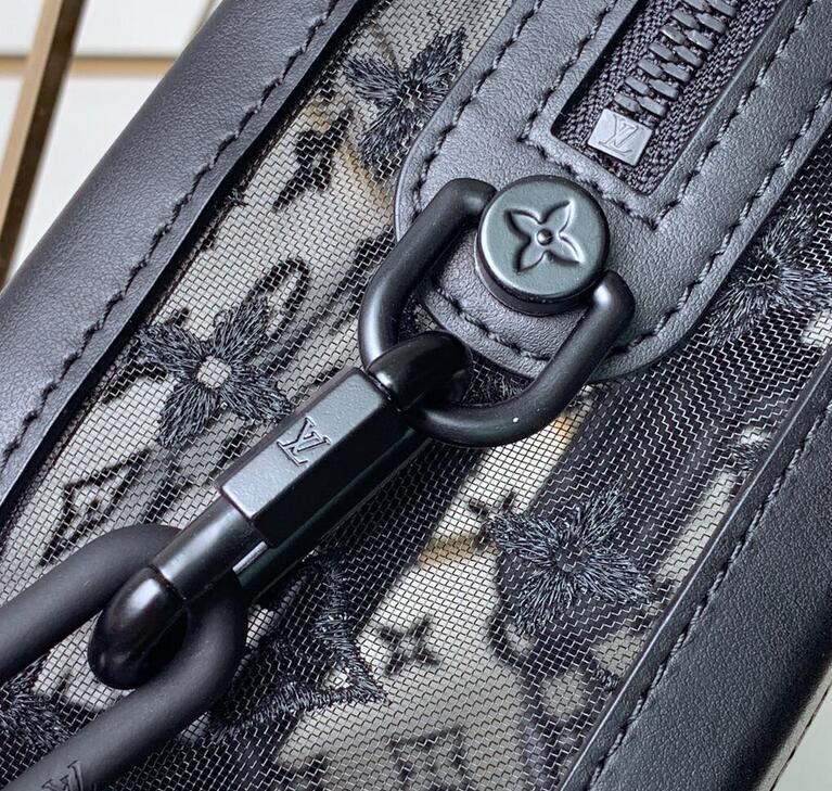 Anum Bags Detail