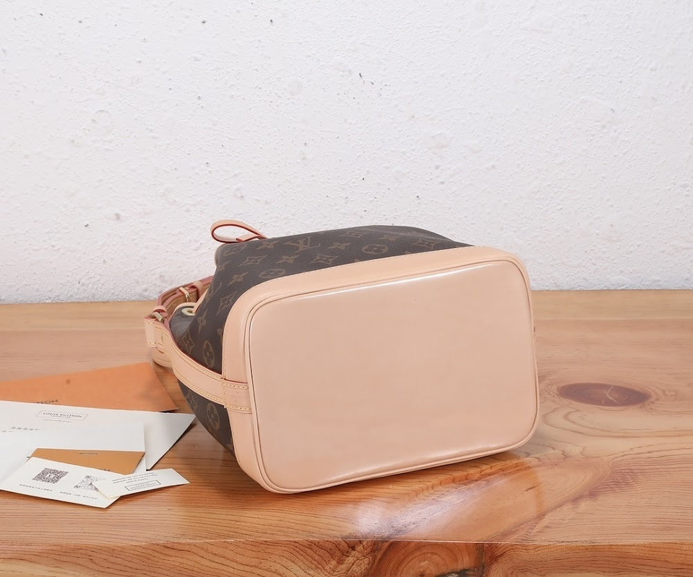 Anum Bags ln Luxury Bag --97437