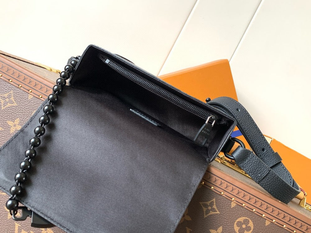 Anum Bags ln Luxury Bag --71397
