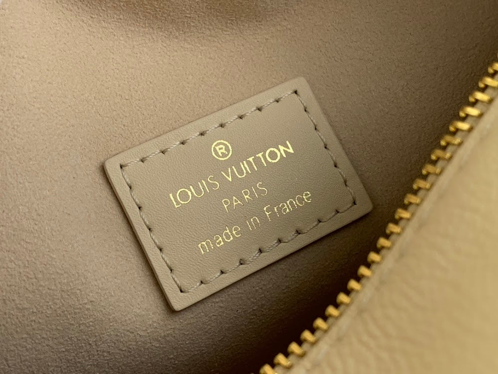 Anum Bags ln Luxury Bag --62150