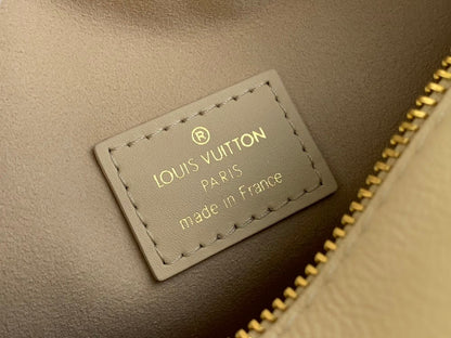 Anum Bags ln Luxury Bag --62150