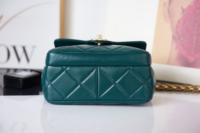 Anum Bags Detail