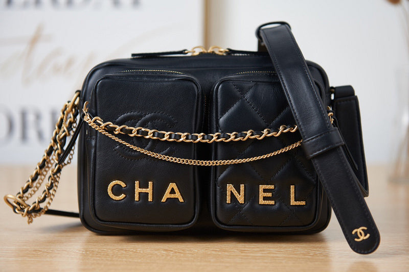Anum Bags Detail