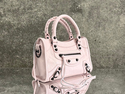 new-luxury-designer-bags-nm21267