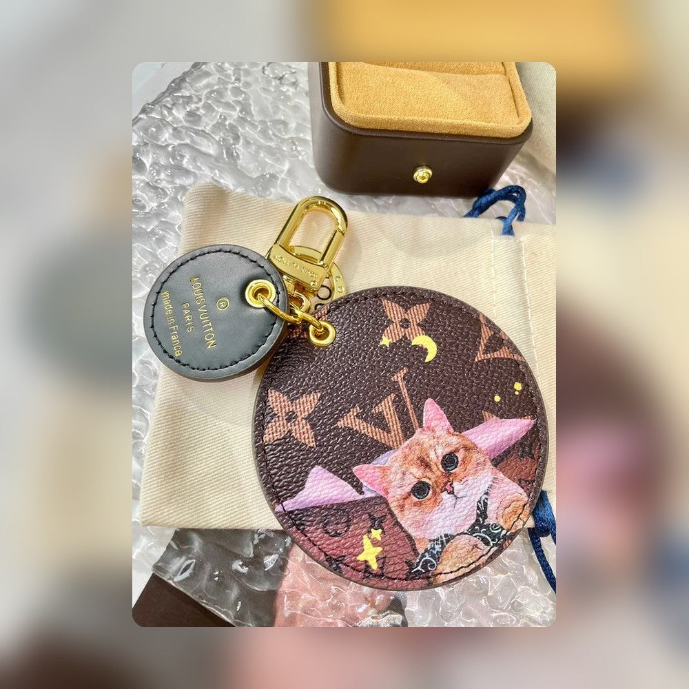 Anum Bags Detail
