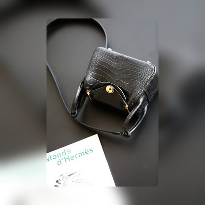 new-luxury-designer-bags-nm23885