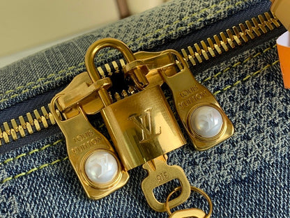 Anum Bags ln Luxury Bag --62344