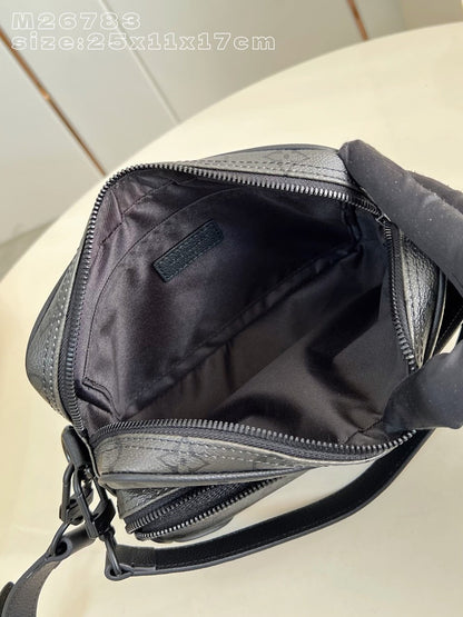 Anum Bags ln Luxury Bag --96126