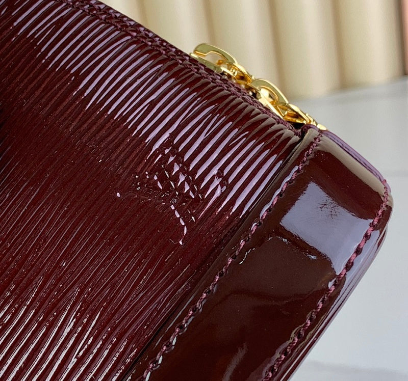 Anum Bags ln Luxury Bag --62207