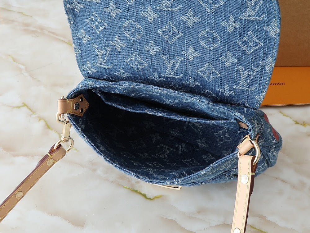 Anum Bags ln Luxury Bag --76982