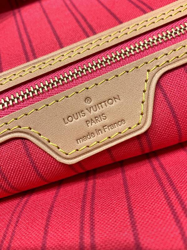 Anum Bags ln Luxury Bag --60700
