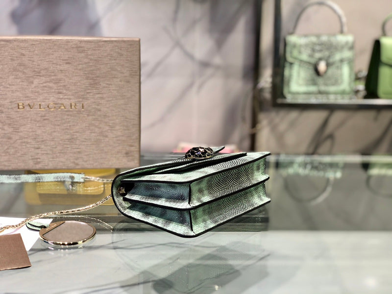Anum Bags Detail