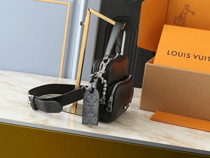 Anum Bags ln Luxury Bag --76648