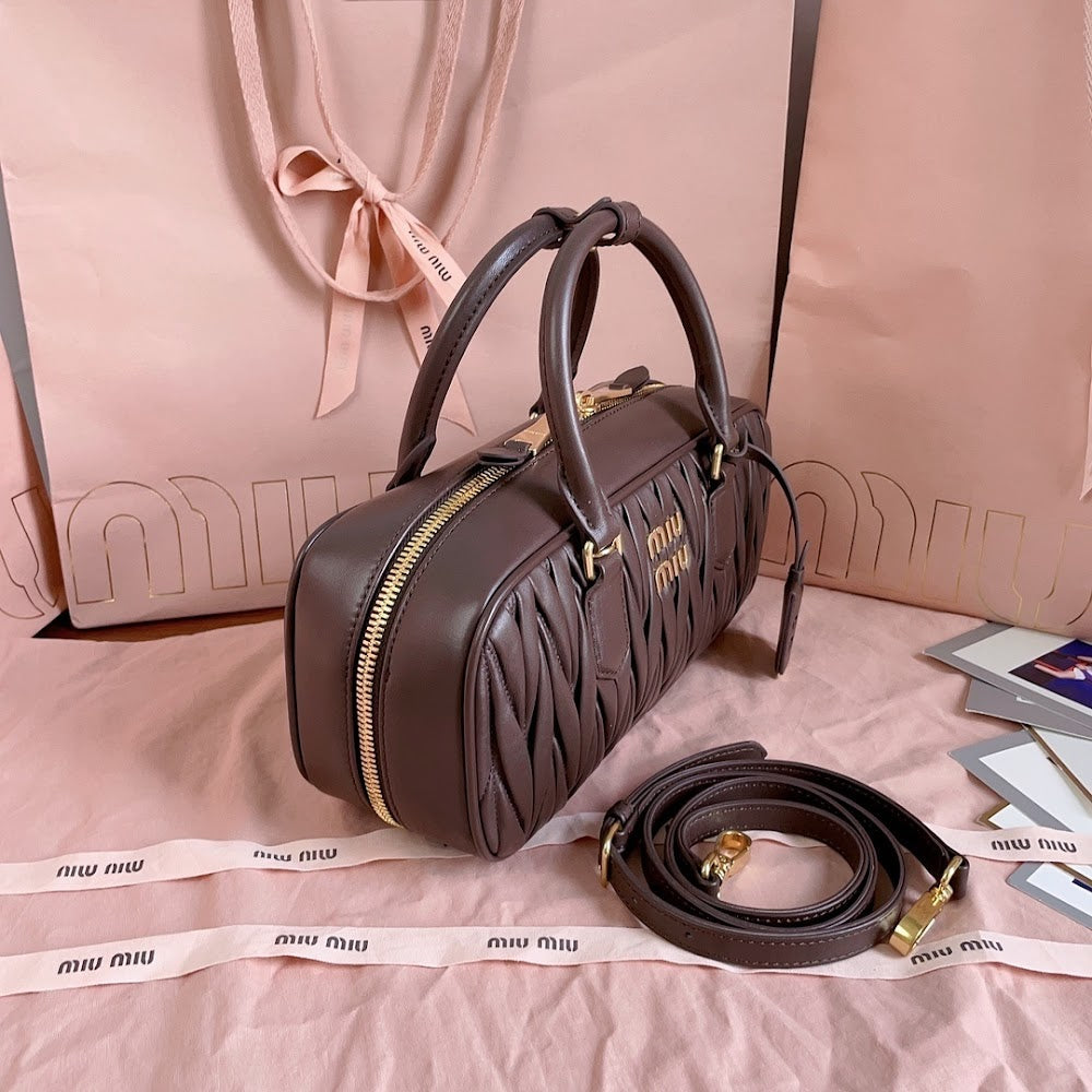 Anum Bags Miun Miun Luxury Bag --122389