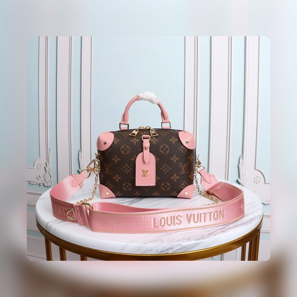 Anum Bags Detail