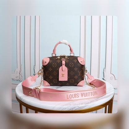 Anum Bags Detail