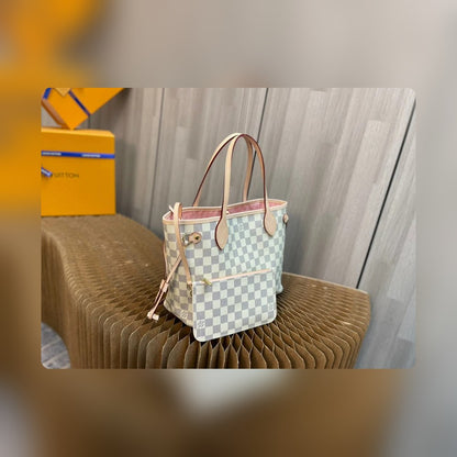 Anum Bags Detail