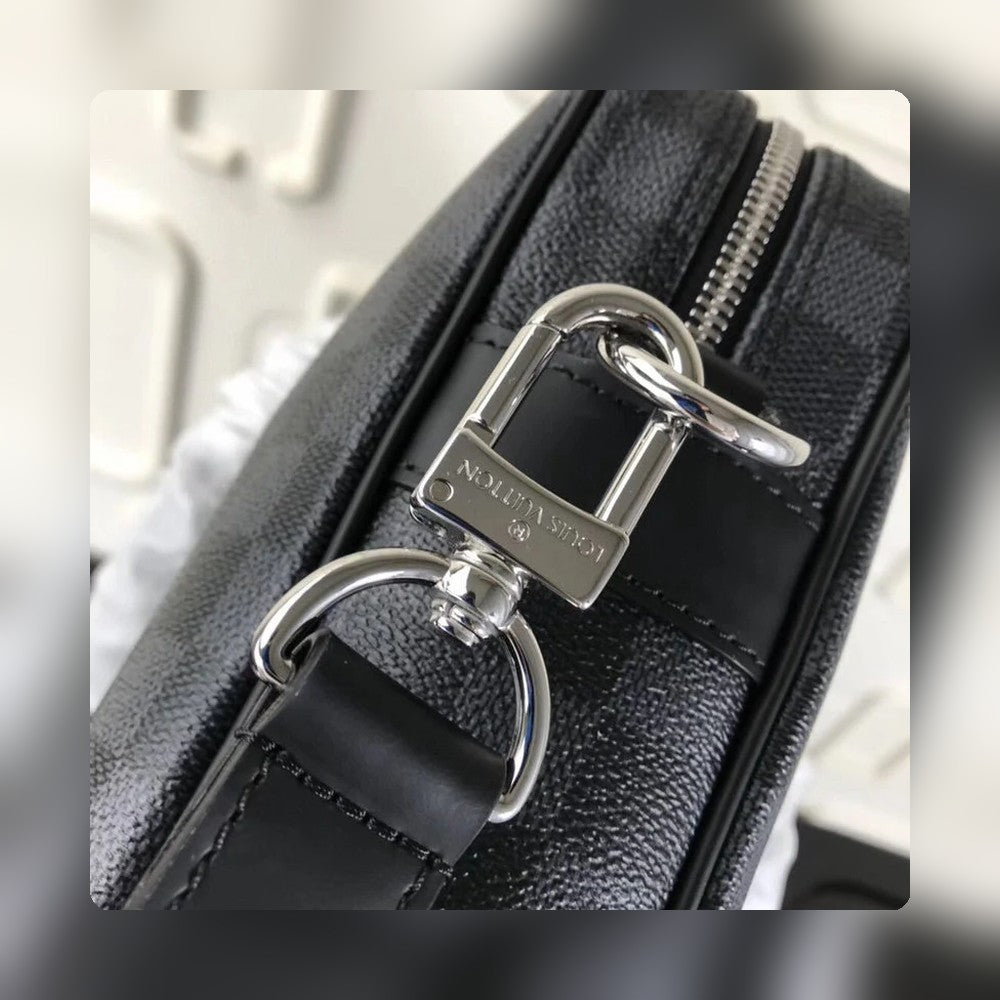 Anum Bags Detail