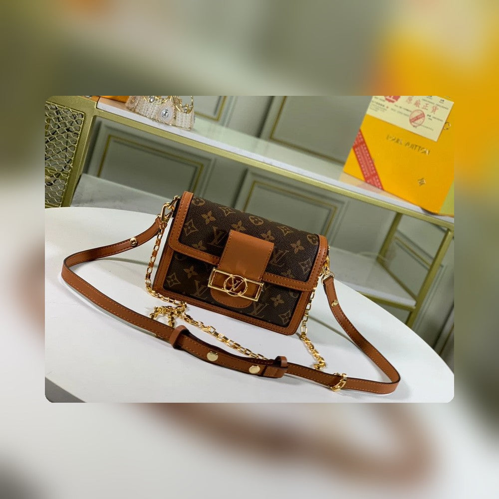 Anum Bags Detail