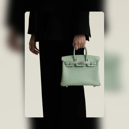 new-luxury-designer-bags-nm23854