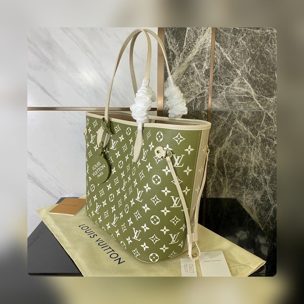 Anum Bags Detail