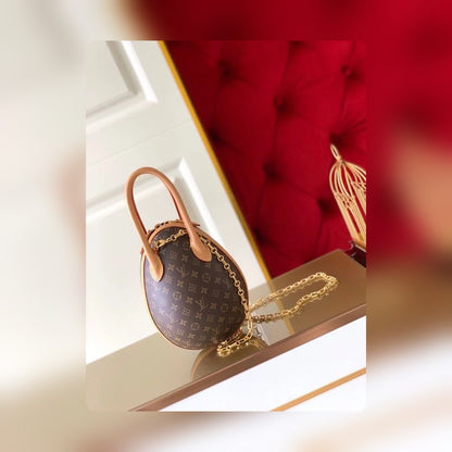 Anum Bags Detail