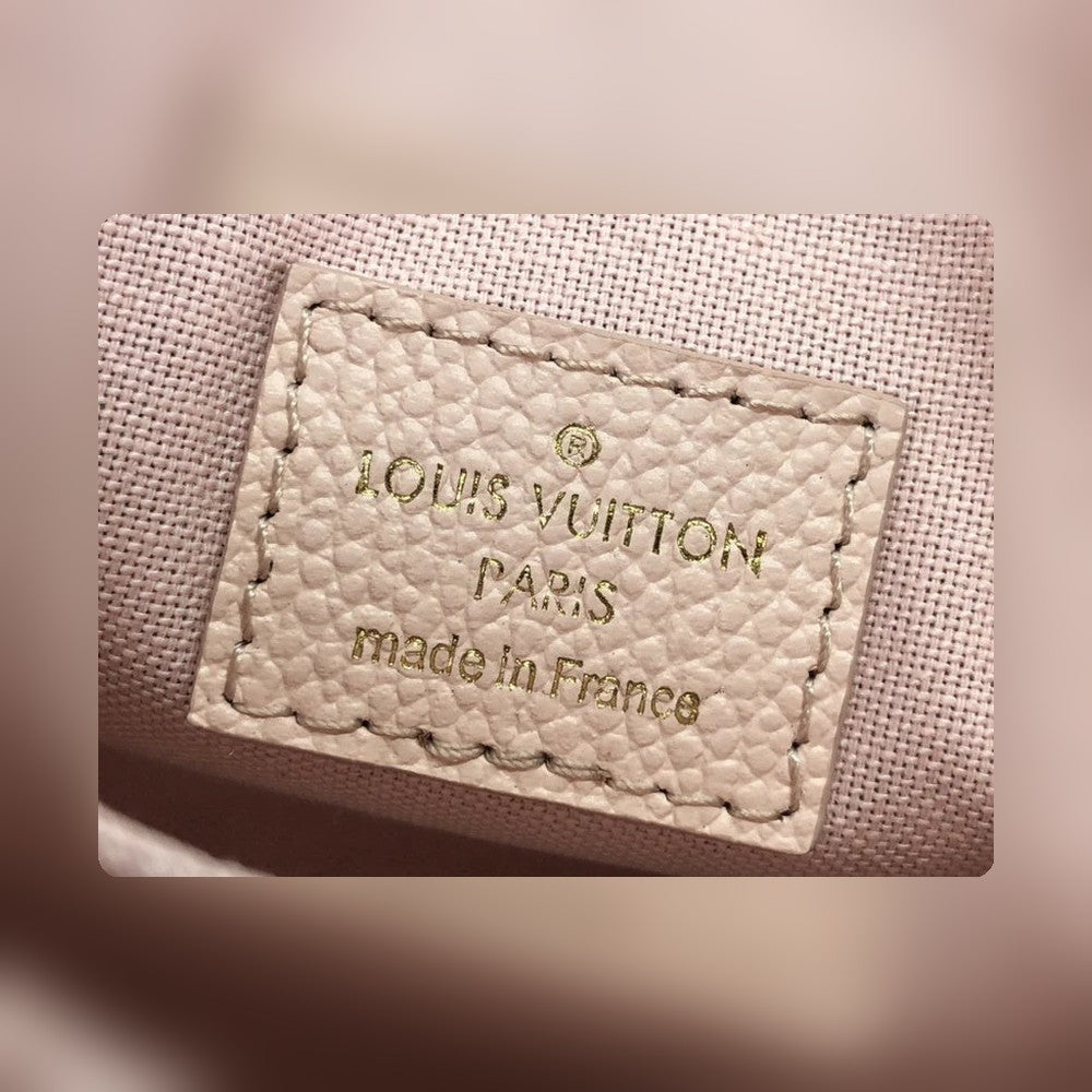 Anum Bags Detail