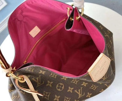 Anum Bags Detail