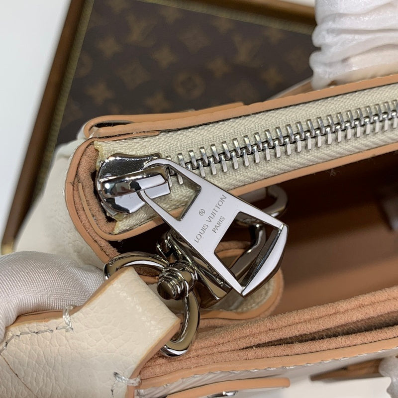 Anum Bags ln Luxury Bag --59782