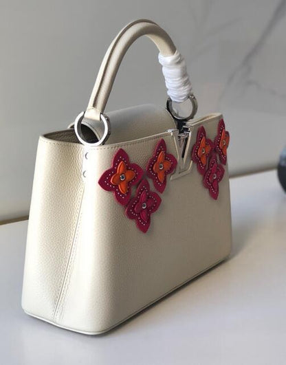Anum Bags Detail