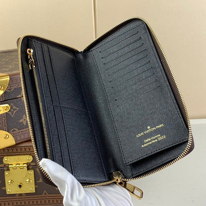 Anum Bags ln Luxury Bag --61840