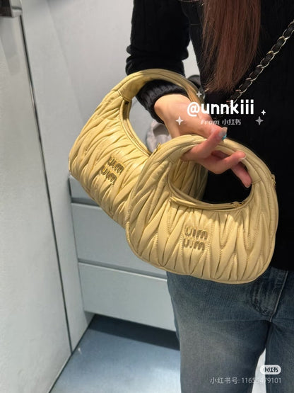 Anum Bags Miun Miun Luxury Bag --122545