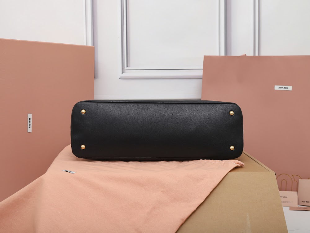 Anum Bags Miun Miun Luxury Bag --123199