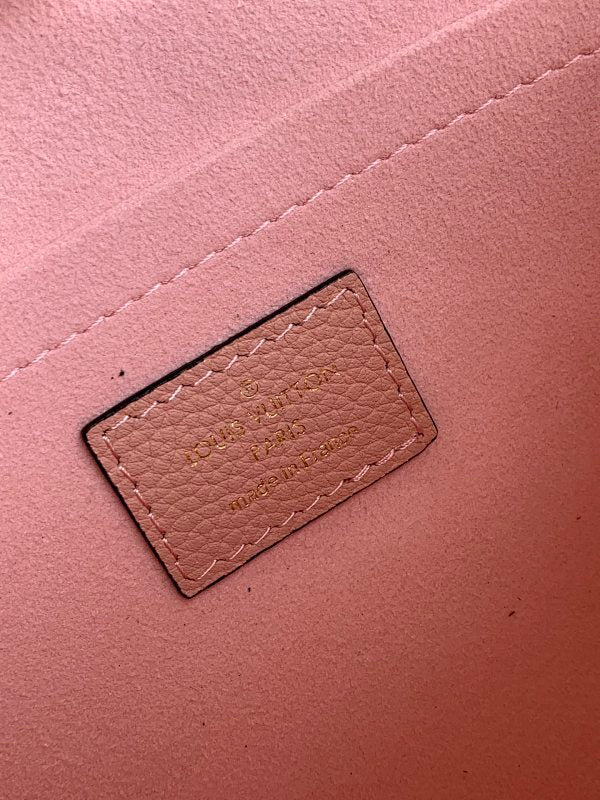 Anum Bags ln Luxury Bag --61384