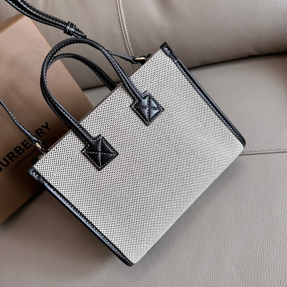 Anum Bags Burberryn Luxury Bag --92747