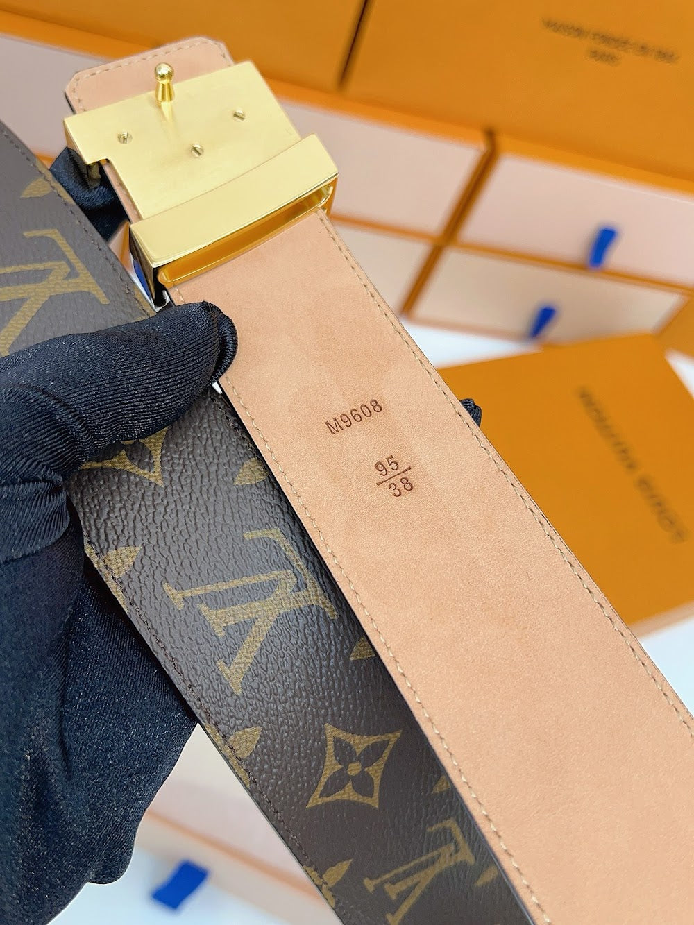 Anum Bags ln Luxury Belt --107447