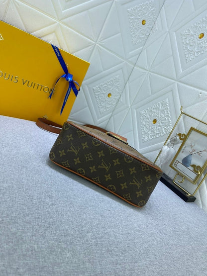 Anum Bags ln Luxury Bag --75827