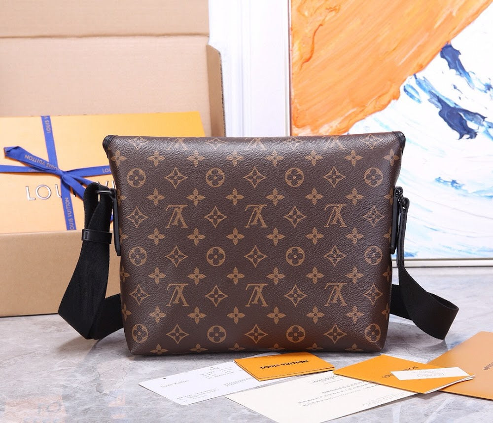 Anum Bags ln Luxury Bag --70501